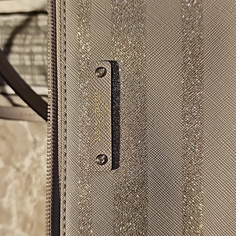 Kate Spade purse - Picture 3 of 6